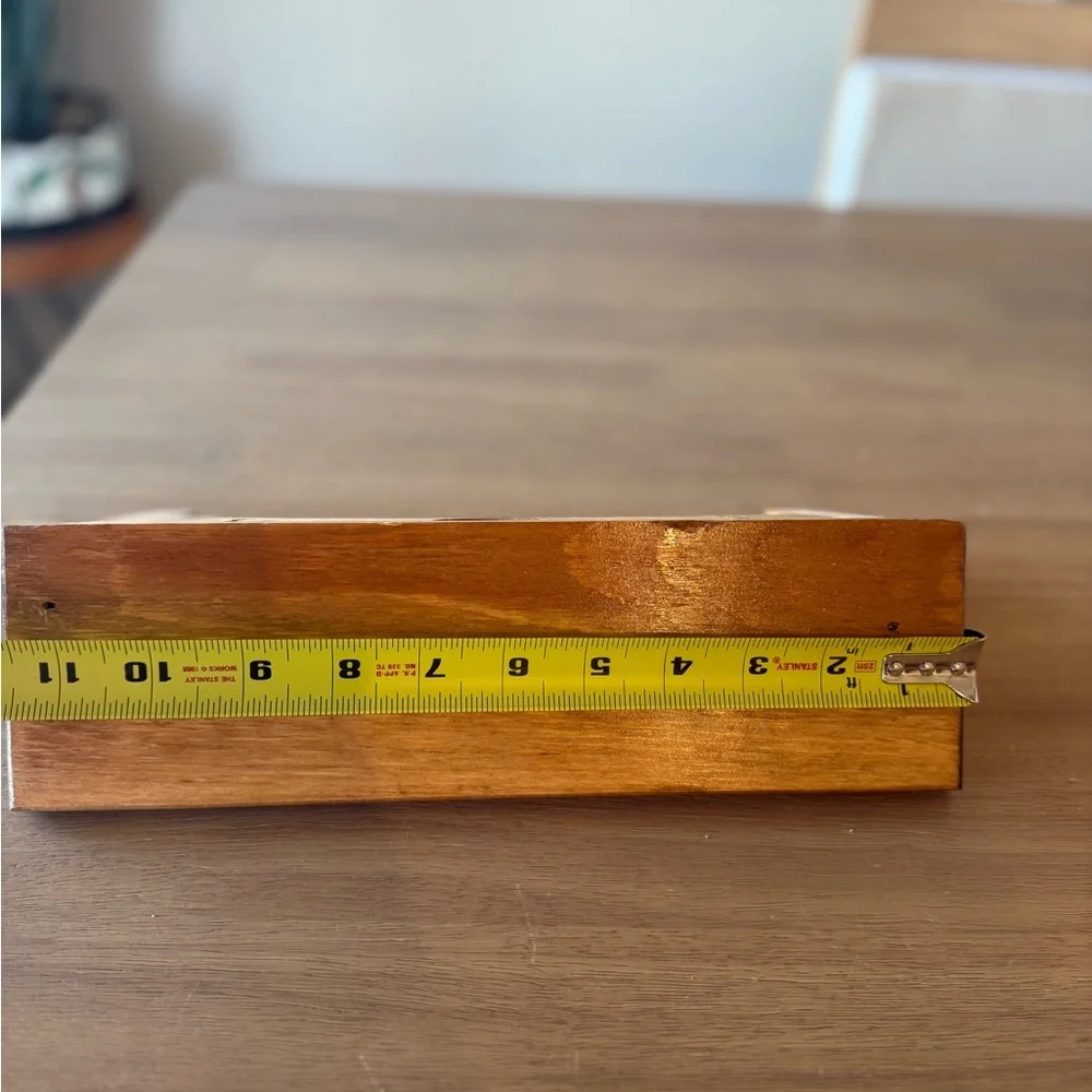 Vintage cottage core Heart Cutout Wooden Wall Shelf - Brown